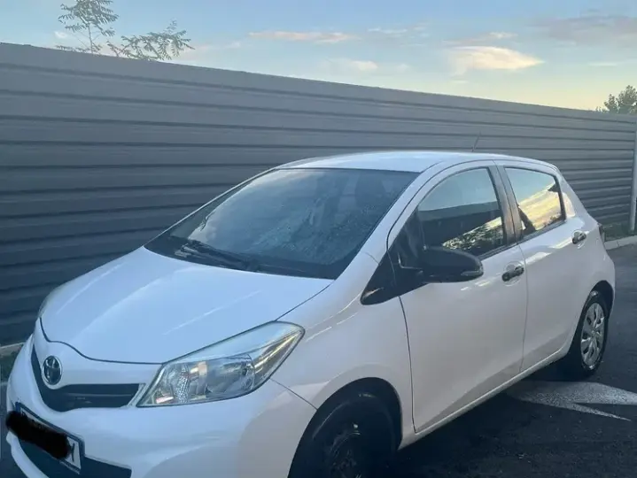 Toyota Yaris 1.3 VVT-i Terra
