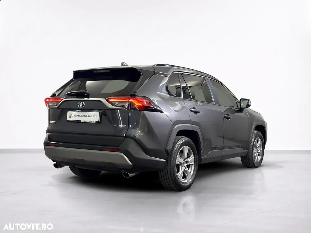 Toyota RAV4 — imagine 5