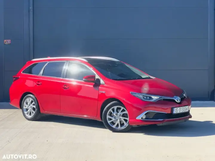 Toyota Auris II 1.8 L VVT-i Sol+