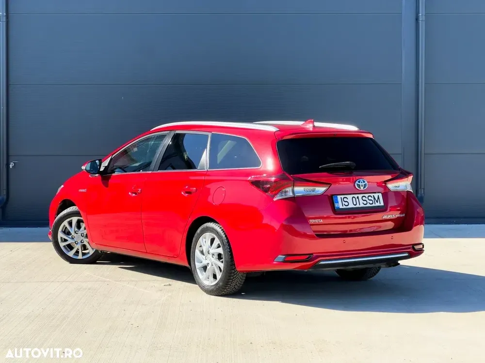 Toyota Auris II 1.8 L VVT-i Sol+ — imagine 4
