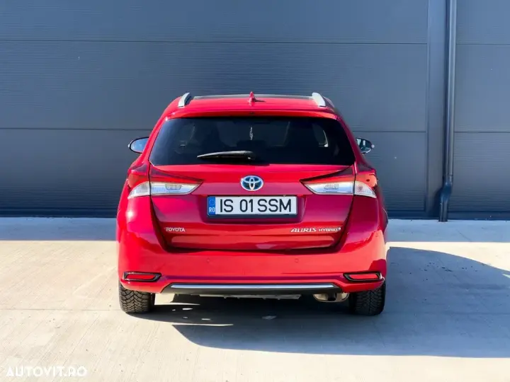 Toyota Auris II 1.8 L VVT-i Sol+