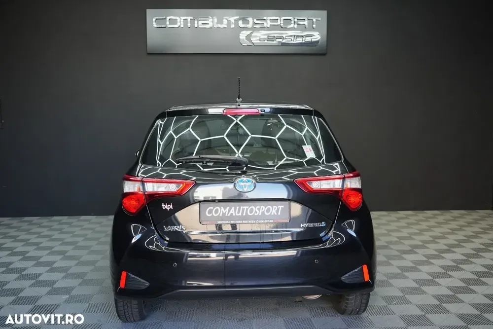 Toyota Yaris 1.5 VVT-i HSD Sol — imagine 5
