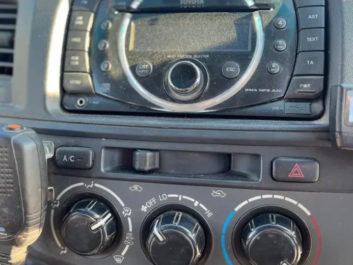 Toyota Hilux VII 4x4 Cabina Dubla Style