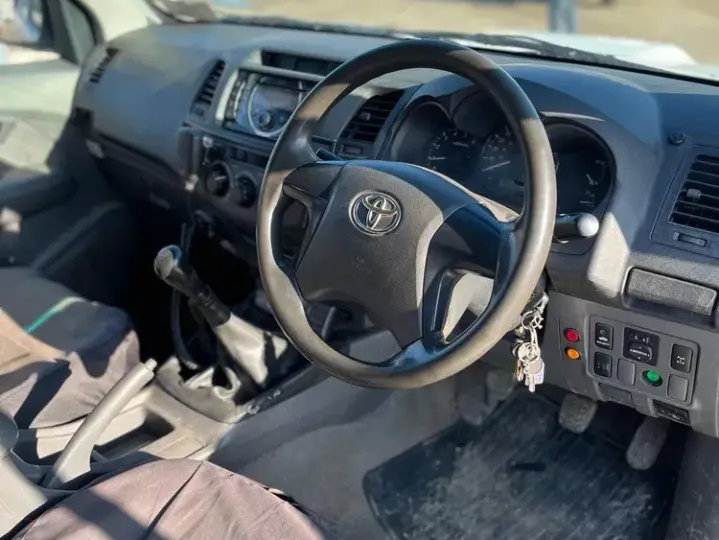 Toyota Hilux VII 4x4 Cabina Dubla Style