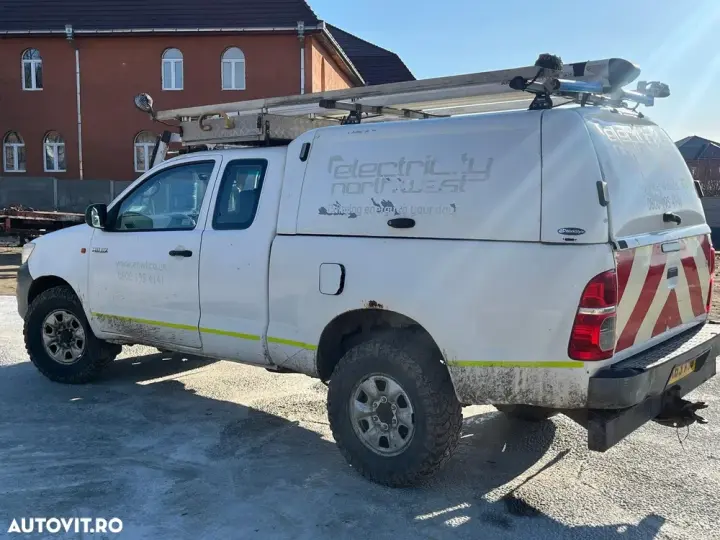 Toyota Hilux VII 4x4 Cabina Dubla Style