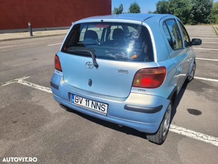 Toyota Yaris 1.0 Base AC