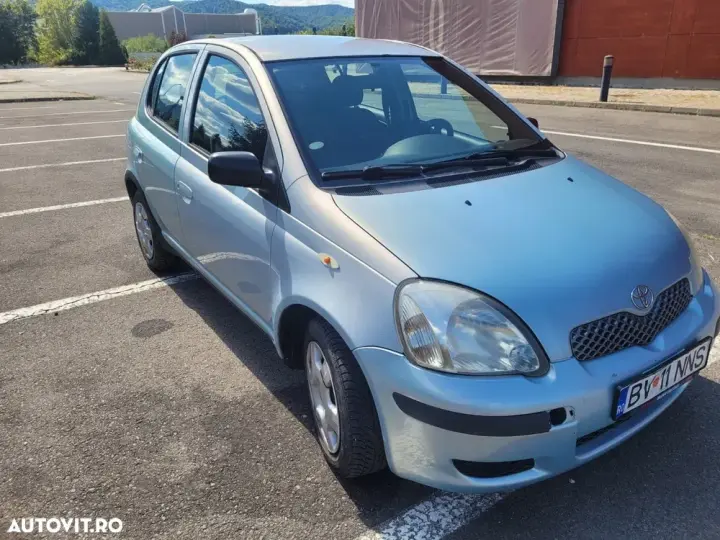 Toyota Yaris 1.0 Base AC