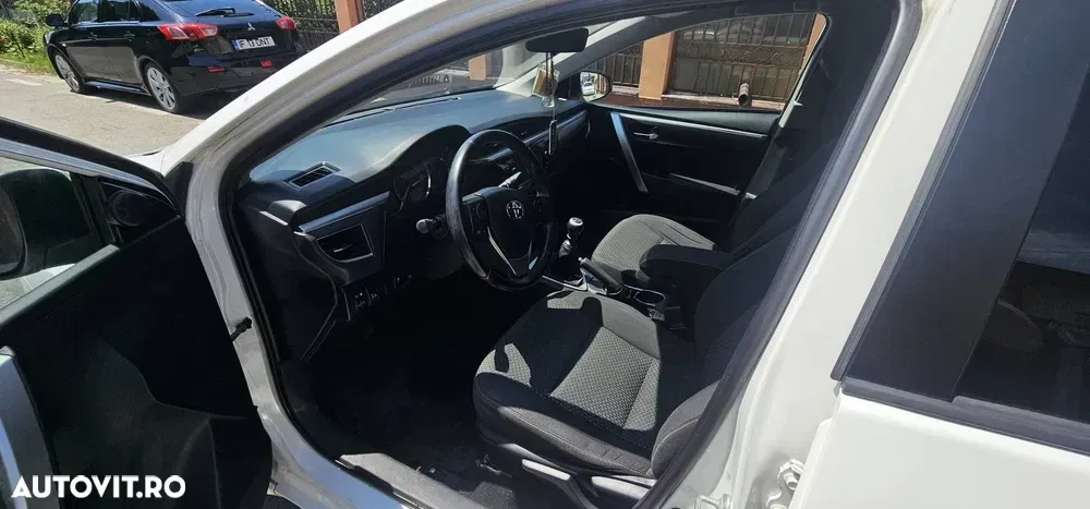 Toyota Corolla 1.6 Valvematic Luna — imagine 2
