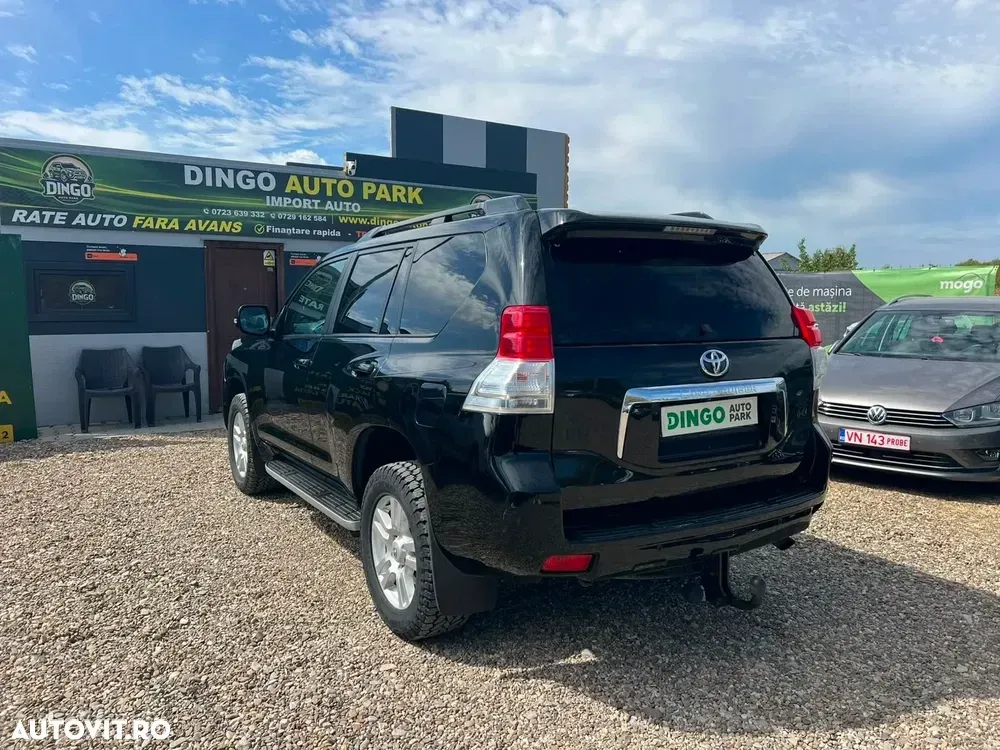 Toyota Land Cruiser 3.0l Turbo D-4D Aut. Luxury — imagine 4