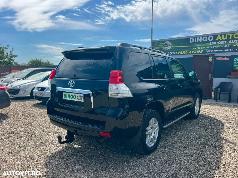 Toyota Land Cruiser 3.0l Turbo D-4D Aut. Luxury — imagine 5