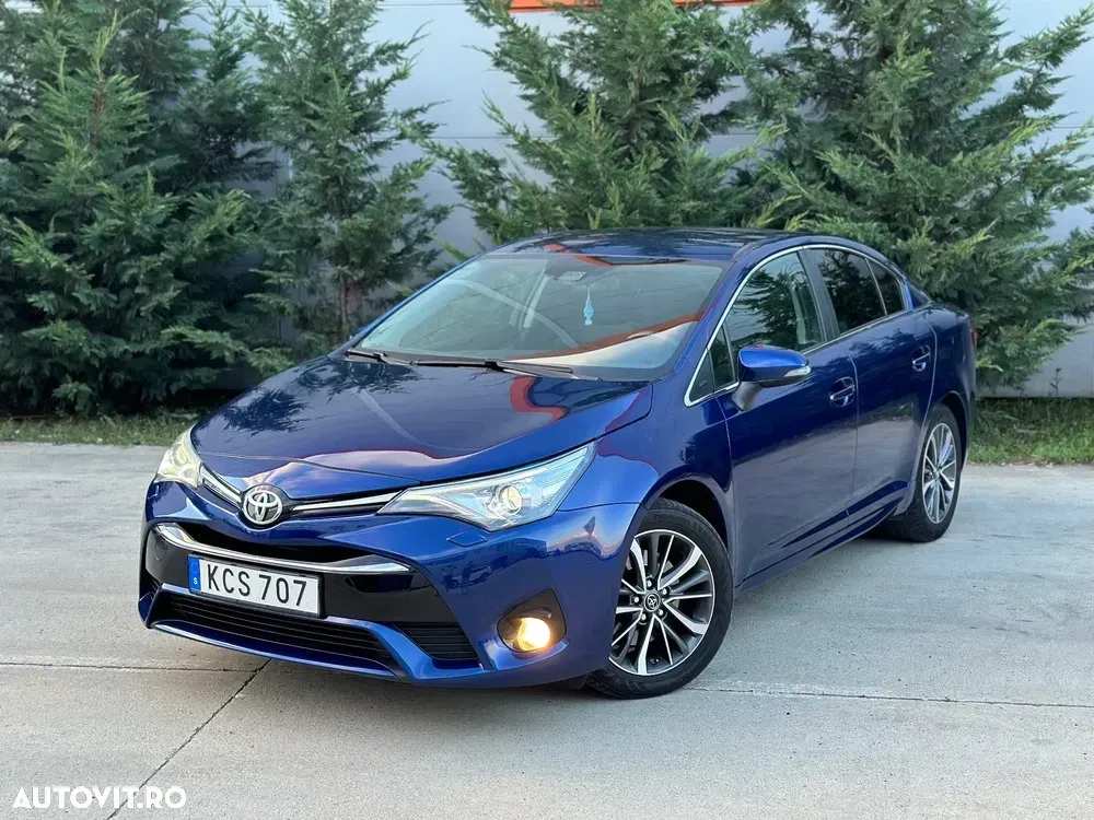 Toyota Avensis — imagine 2