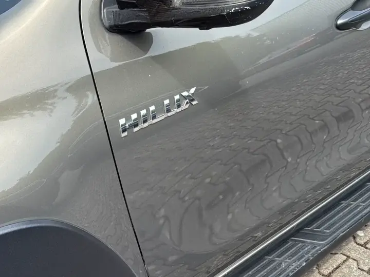Toyota Hilux VIII 2.8D 204CP 4x4 Double Cab AT Executive
