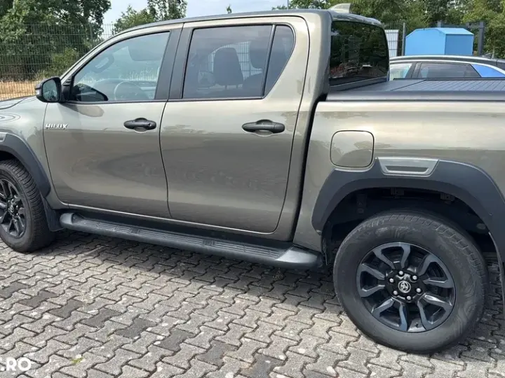 Toyota Hilux VIII 2.8D 204CP 4x4 Double Cab AT Executive