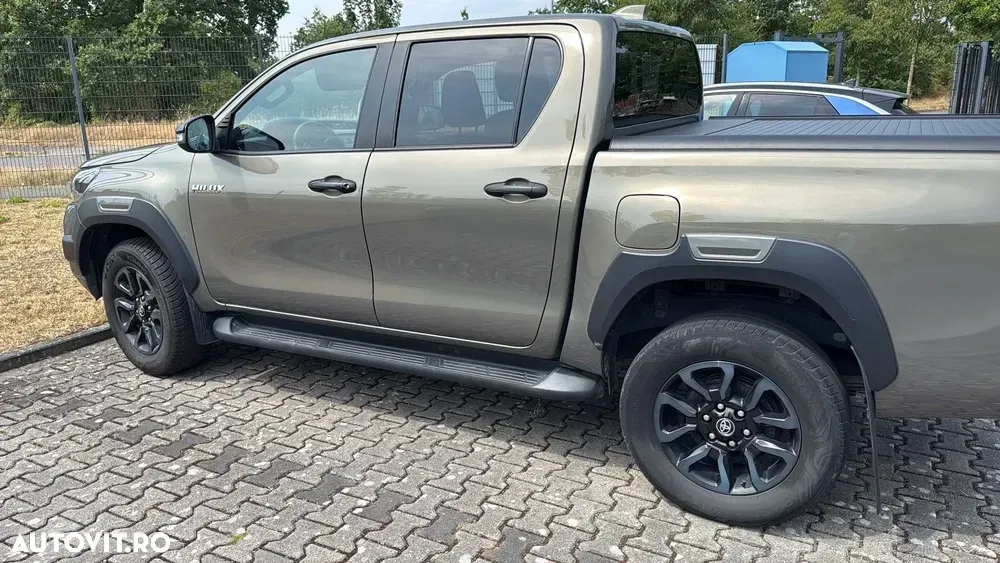 Toyota Hilux VIII 2.8D 204CP 4x4 Double Cab AT Executive — imagine 2