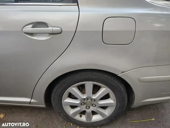 Toyota Avensis II 1.8 Comfort
