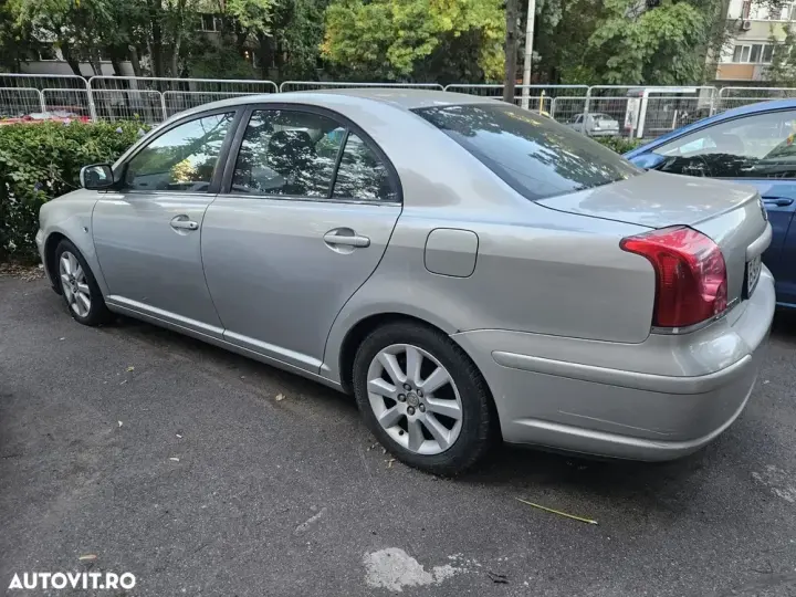 Toyota Avensis II 1.8 Comfort