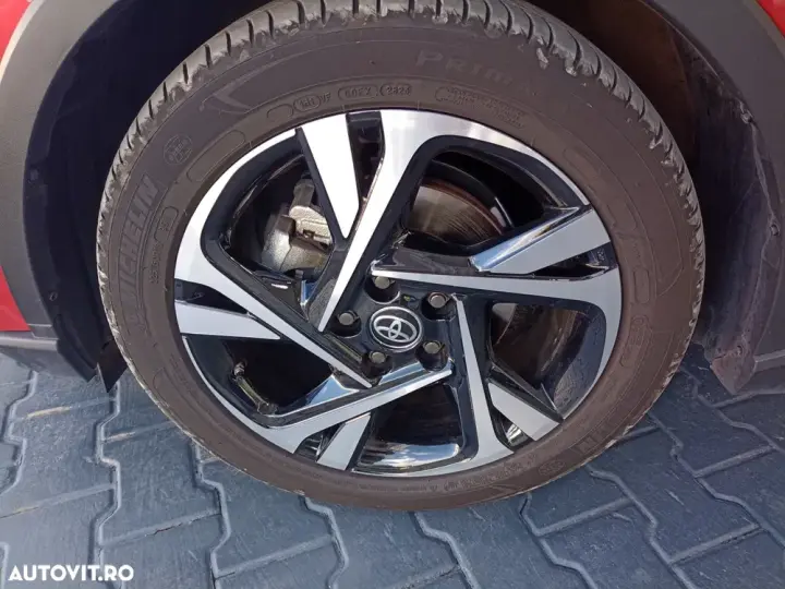 Toyota C-HR 1.8 HSD 122 CP 4x2 CVT Style