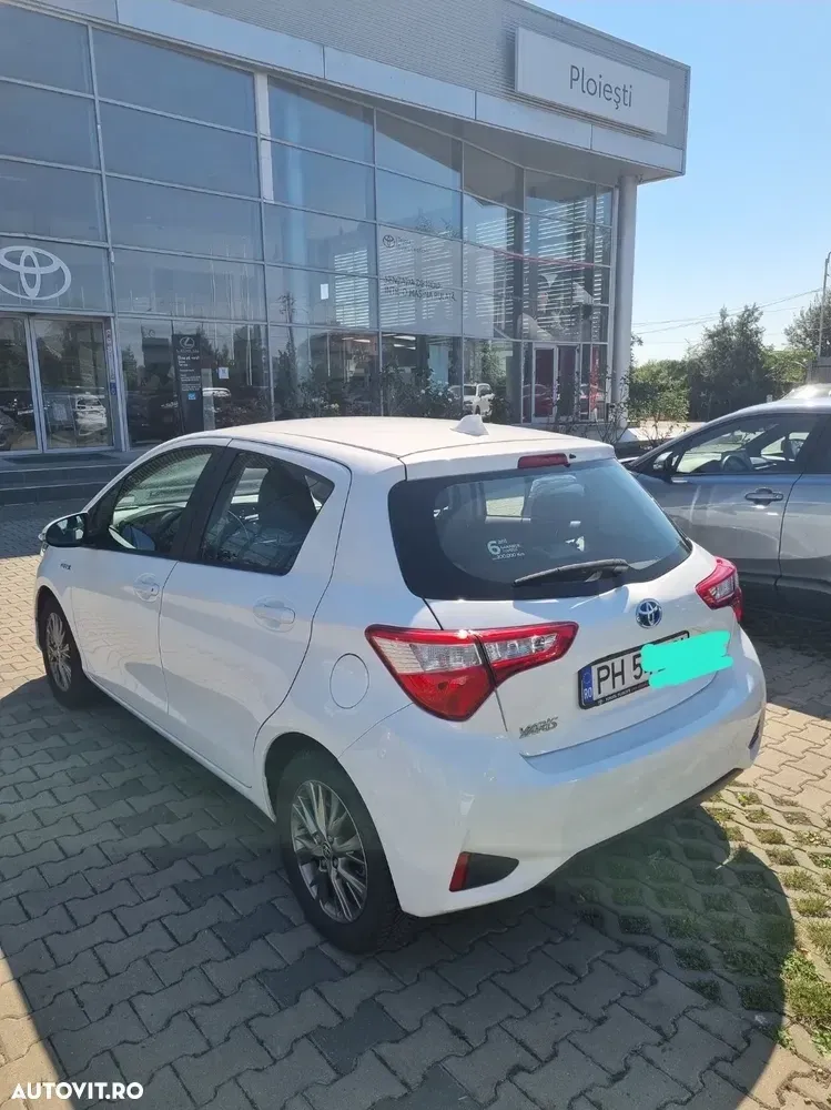 Toyota Yaris 1.5 VVT-i HSD Luna — imagine 3