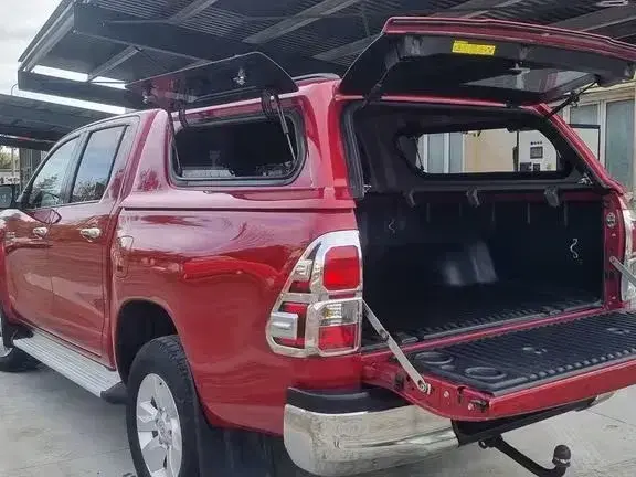 Toyota Hilux VIII 4x4 Double Cab M/T Invincible