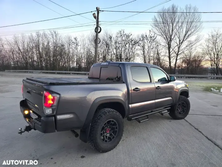 Toyota Tacoma