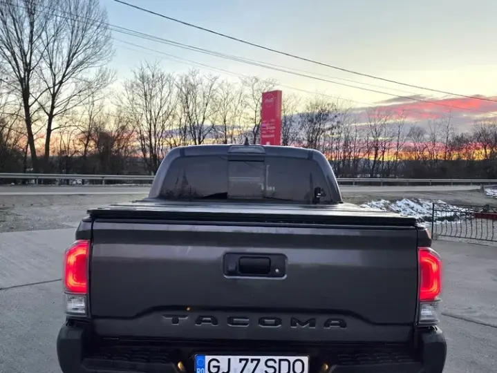 Toyota Tacoma
