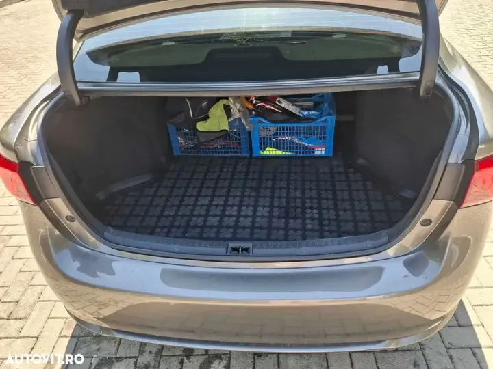 Toyota Avensis 1.8 Elegance