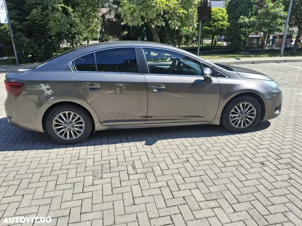 Toyota Avensis 1.8 Elegance — imagine 3