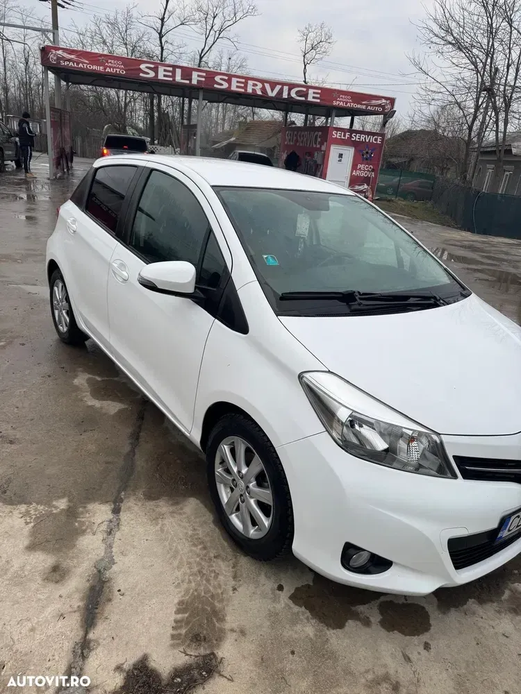 Toyota Yaris — imagine 2