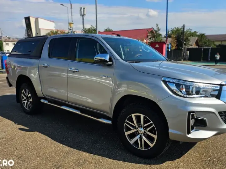 Toyota Hilux VIII 2.4D 150CP 4x4 Double Cab AT Executive