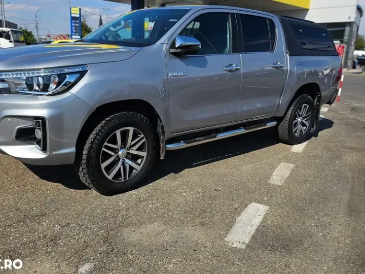 Toyota Hilux VIII 2.4D 150CP 4x4 Double Cab AT Executive