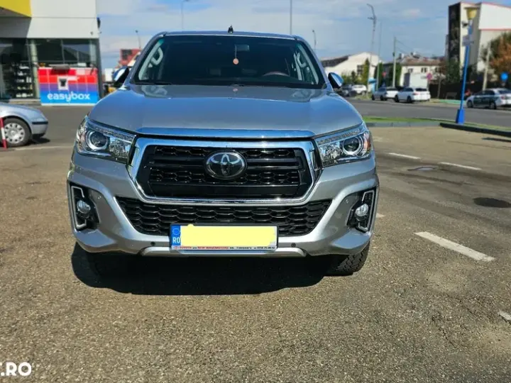 Toyota Hilux VIII 2.4D 150CP 4x4 Double Cab AT Executive