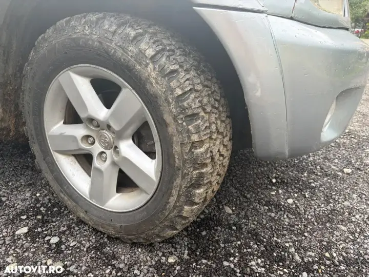Toyota RAV4 II 2.0 D-4D Luna