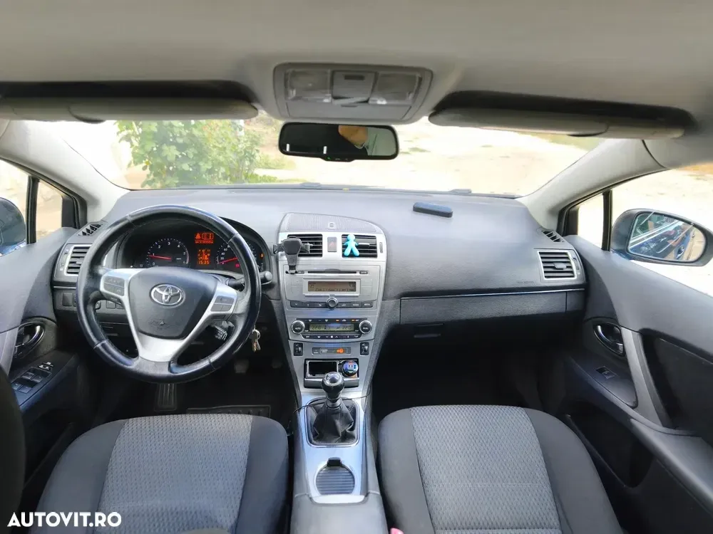 Toyota Avensis III 2.0 D-4D Elegance — imagine 6