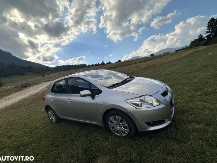 Toyota Auris I 2.0 D-4D