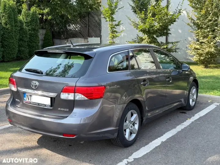 Toyota Avensis III 2.0 D-4D Executive