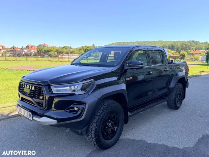 Toyota Hilux VIII 2.8D 204CP 4x4 Double Cab AT GR Sport