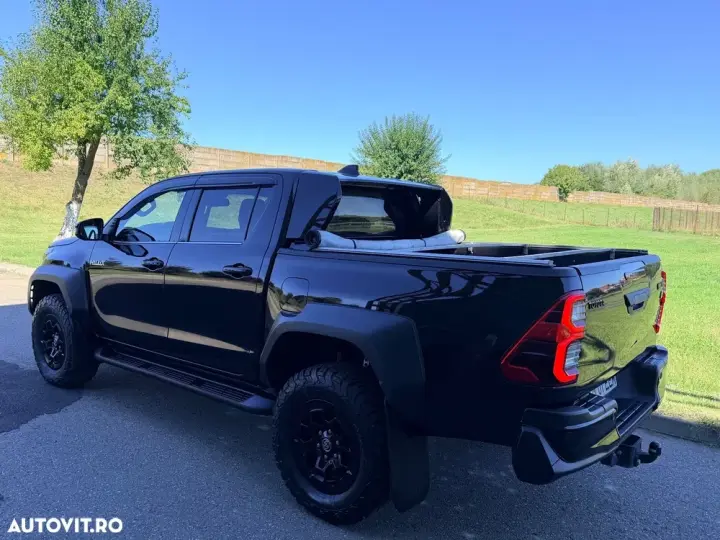 Toyota Hilux VIII 2.8D 204CP 4x4 Double Cab AT GR Sport