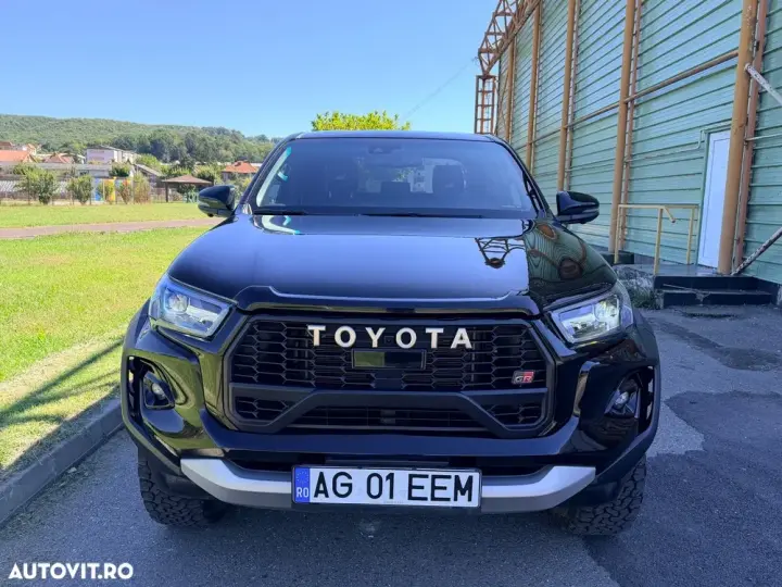 Toyota Hilux VIII 2.8D 204CP 4x4 Double Cab AT GR Sport
