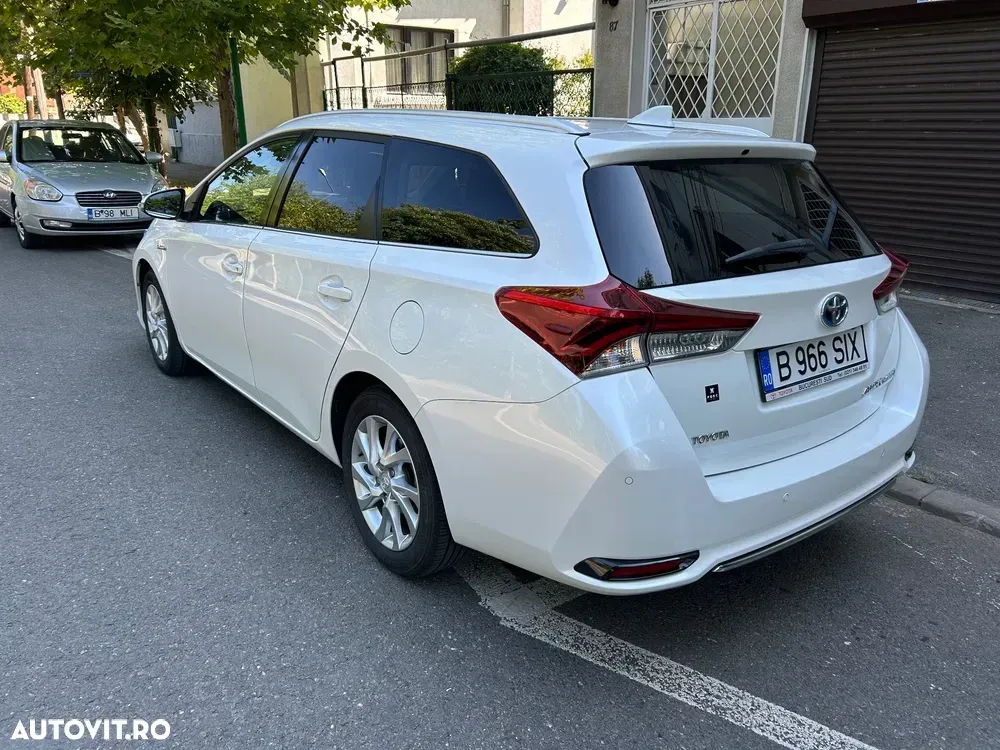 Toyota Auris II 1.8 L VVT-i Sol+ — imagine 5
