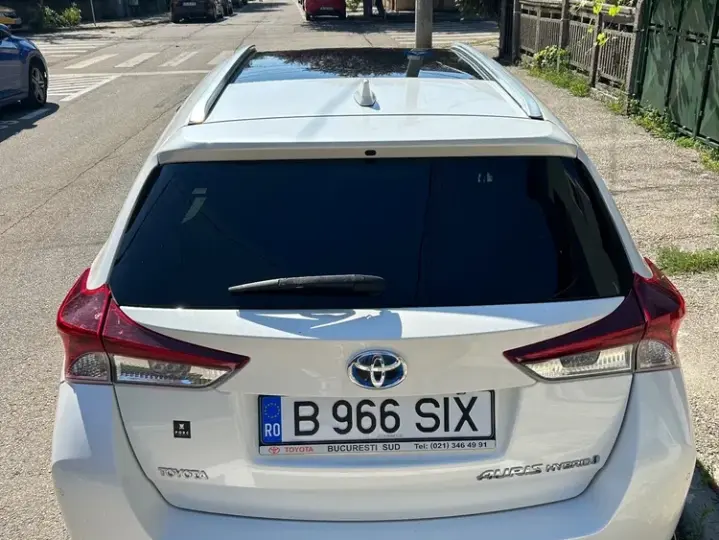 Toyota Auris II 1.8 L VVT-i Sol+