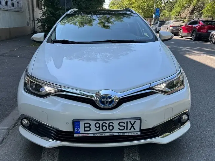 Toyota Auris II 1.8 L VVT-i Sol+
