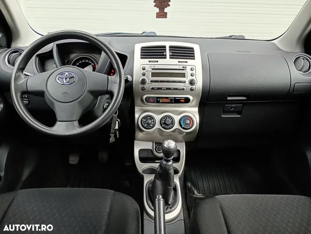 Toyota Urban Cruiser 1.4 AWD DPF Sol — imagine 6