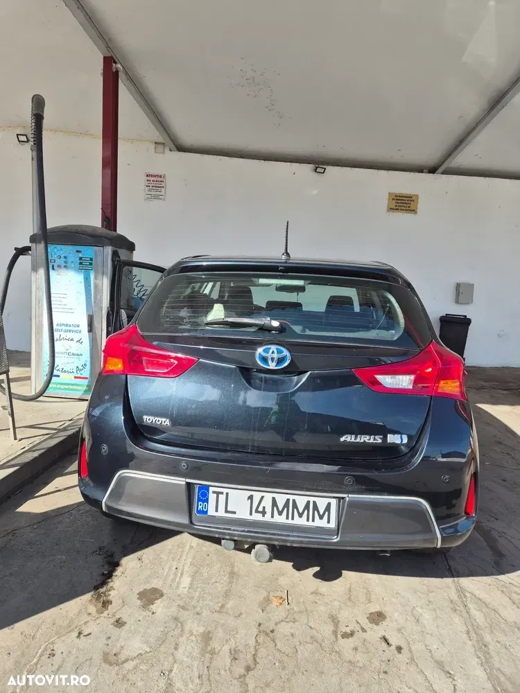 Toyota Auris II — imagine 5