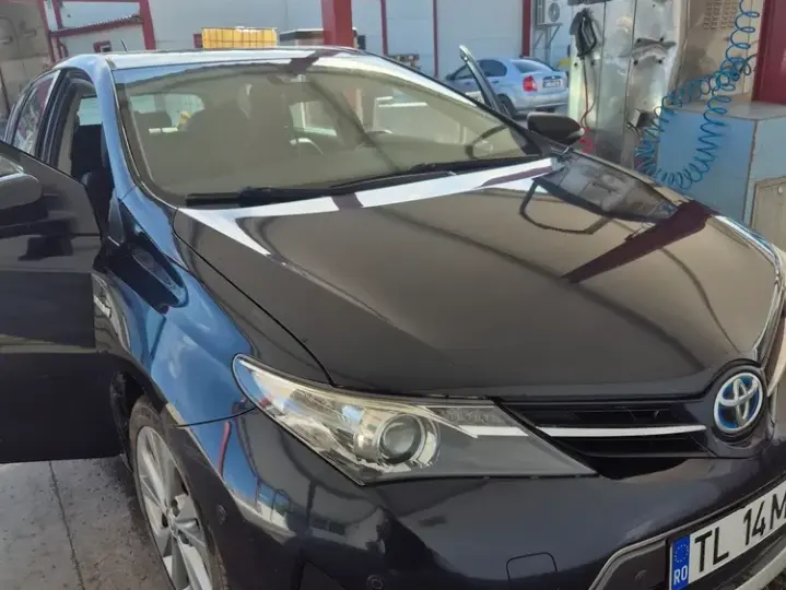 Toyota Auris II