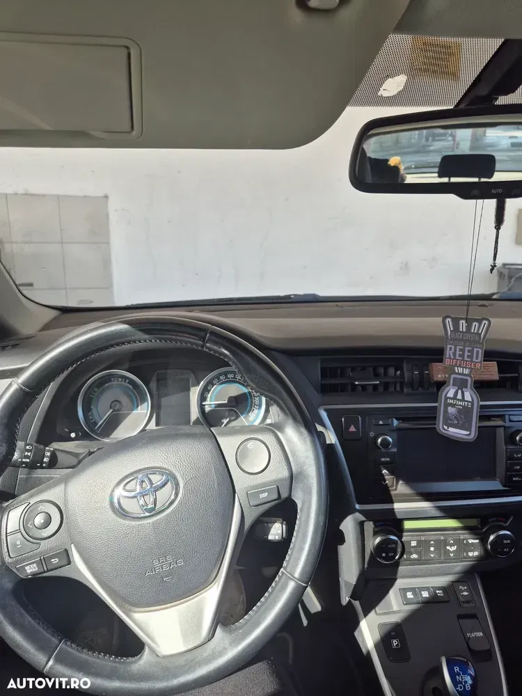 Toyota Auris II — imagine 6