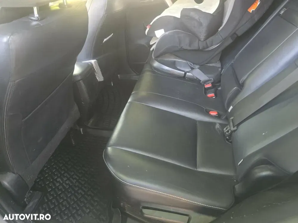 Toyota RAV4 2.0 Multidrive S Luxury — imagine 4