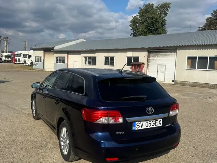 Toyota Avensis III