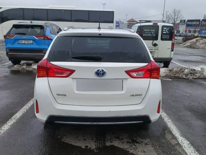 Toyota Auris II 1.8 L VVT-i Sol+