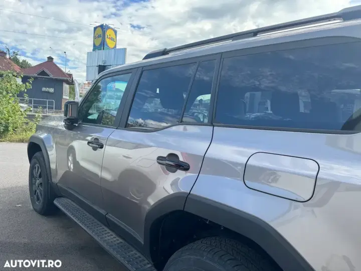 Toyota Land Cruiser 250