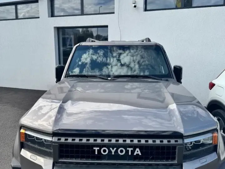 Toyota Land Cruiser 250